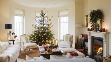 What you need to declutter your house of Christmas decorations